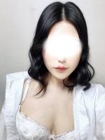 袴田くみ(27)