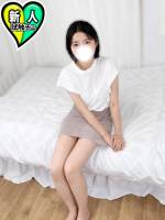 すず(22)