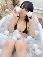 藤咲すずな(24)