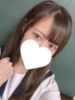 秋花りりか(20)
