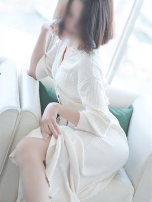 夏目　かおる(29)