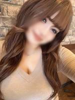 白咲ローラ(20)