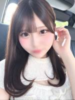 れいな(18)