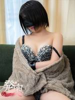 七島 あかり(27)