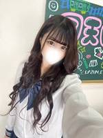 りな( ピチピチ色白美少女)(22)