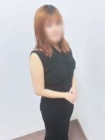 彩織(いおり)(28)