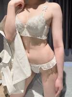 みお(21)