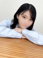 青山さな(22)